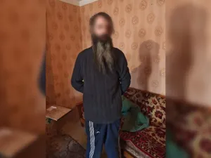 В Иванове задержали избившего пенсионерку у подъезда мужчину